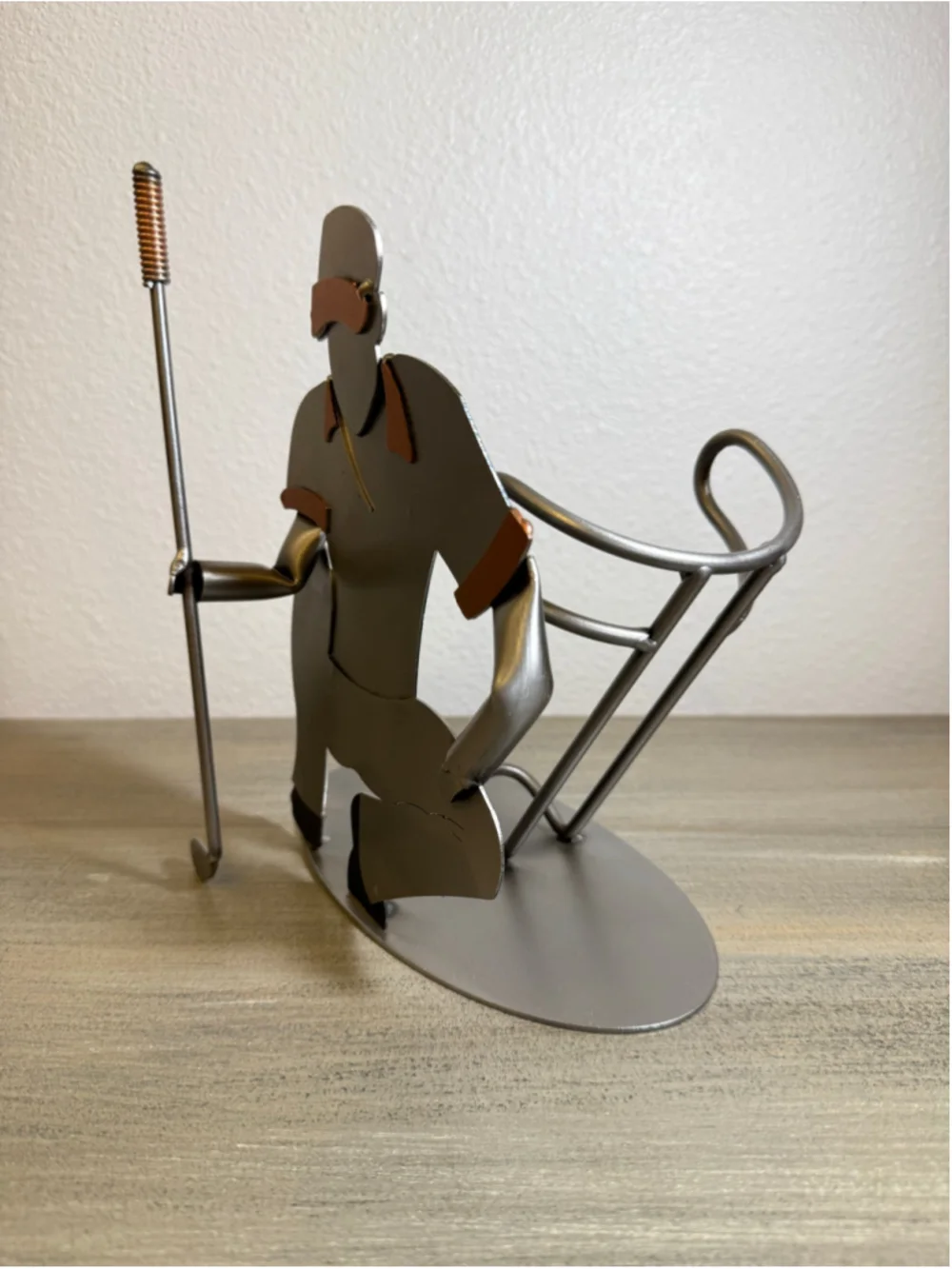 Handcrafted Metal Golfer Wine Bottle Holder Sculpture – Sports Bar Decor Caddy